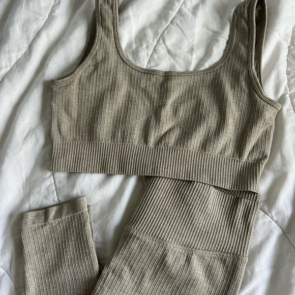 Women's 2 Piece Tracksuit - Picture 6 of 7